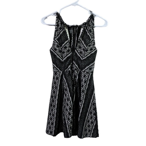 Free People Black Lace Overlay Night Out Dress Size 4 - Picture 3 of 5